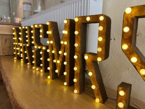 Mr_Mrs_Buchstaben_Beckertainment (2)